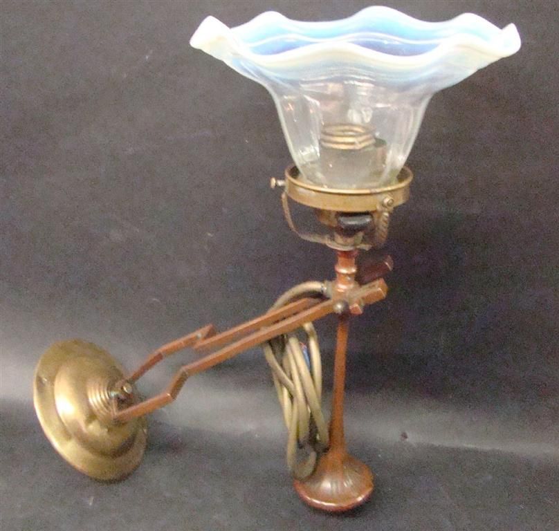 Jugendstil Wandlampe, kardanisch aufgehängt, 181/12021